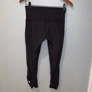 Lululemon Black Cropped Leggings Mesh Sides Ruched Ankles Pockets Size 6